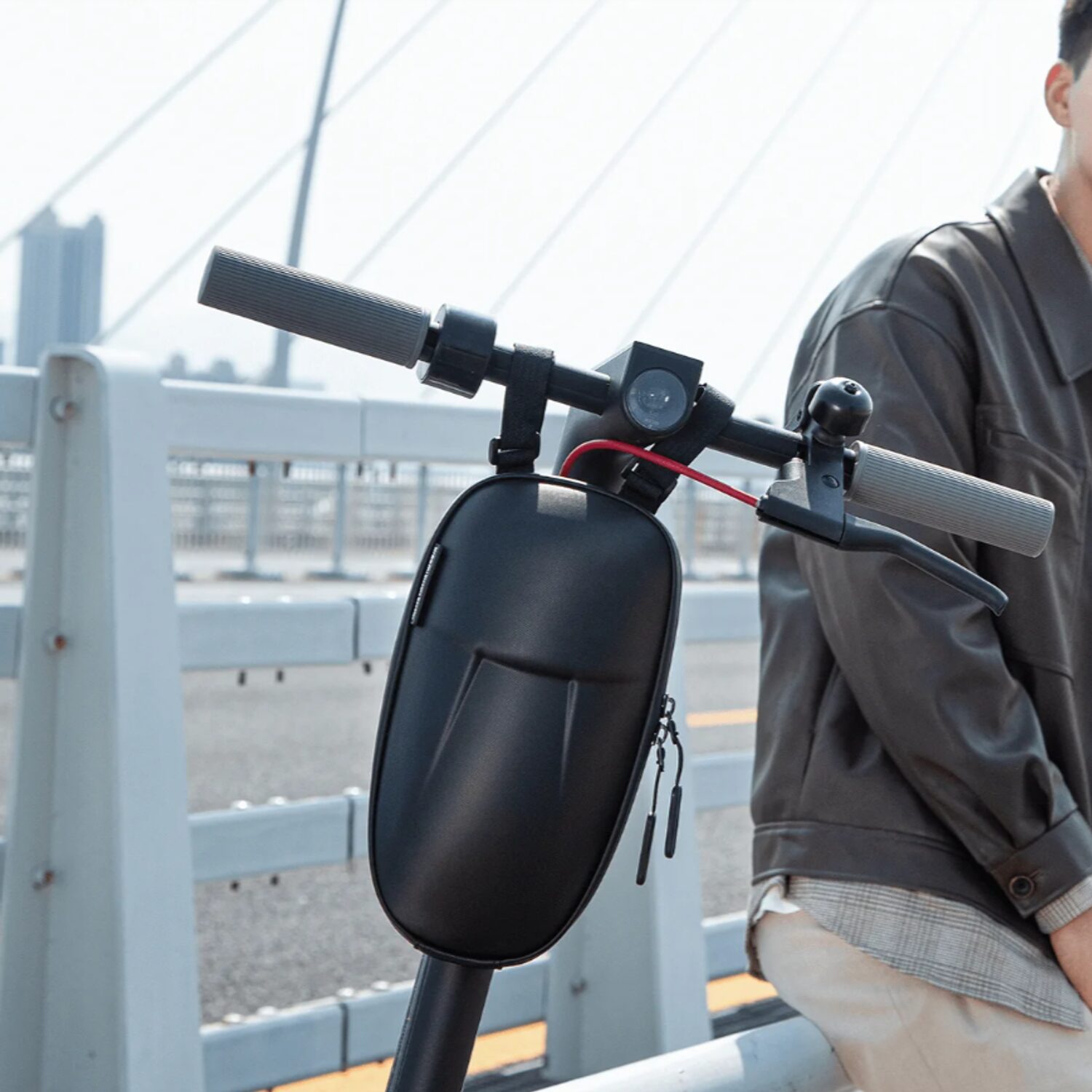 BHR6750GL_Xiaomi_Electric_Scooter_Storage_Bag_wr_08.jpg Xiaomi Electric Scooter Storage Bag