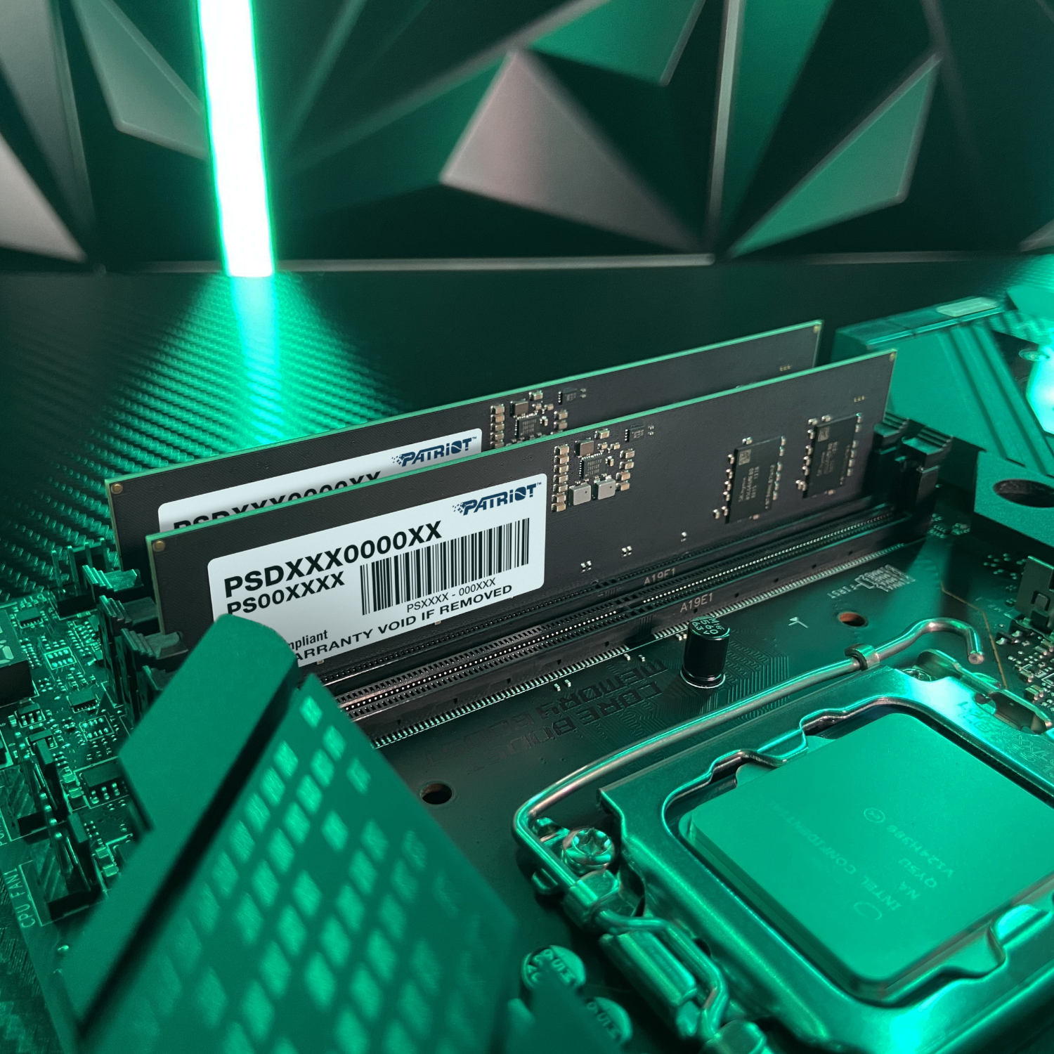 PSD516G480081_Patriot-Signature-Line-16GB-4800MHz-DDR5-UDIMM-Desktop-Memory_wr_06.jpg Patriot Signature Line 16GB 4800MHz DDR5 UDIMM Desktop Memory