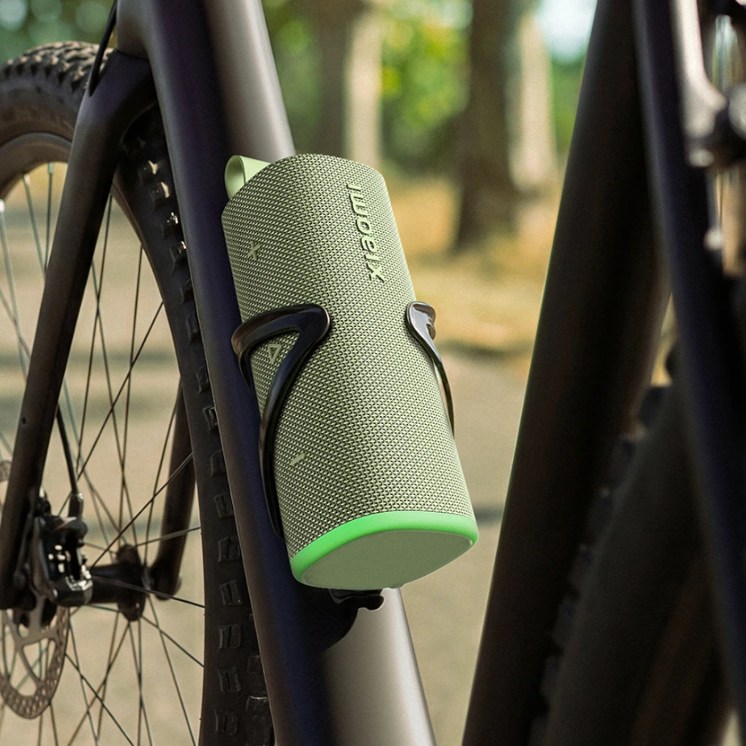 QBH4433GL_Xiaomi-Sound-Play-Speaker-18W-Green_wr_05a.jpg Xiaomi Sound Play Speaker 18W - Green