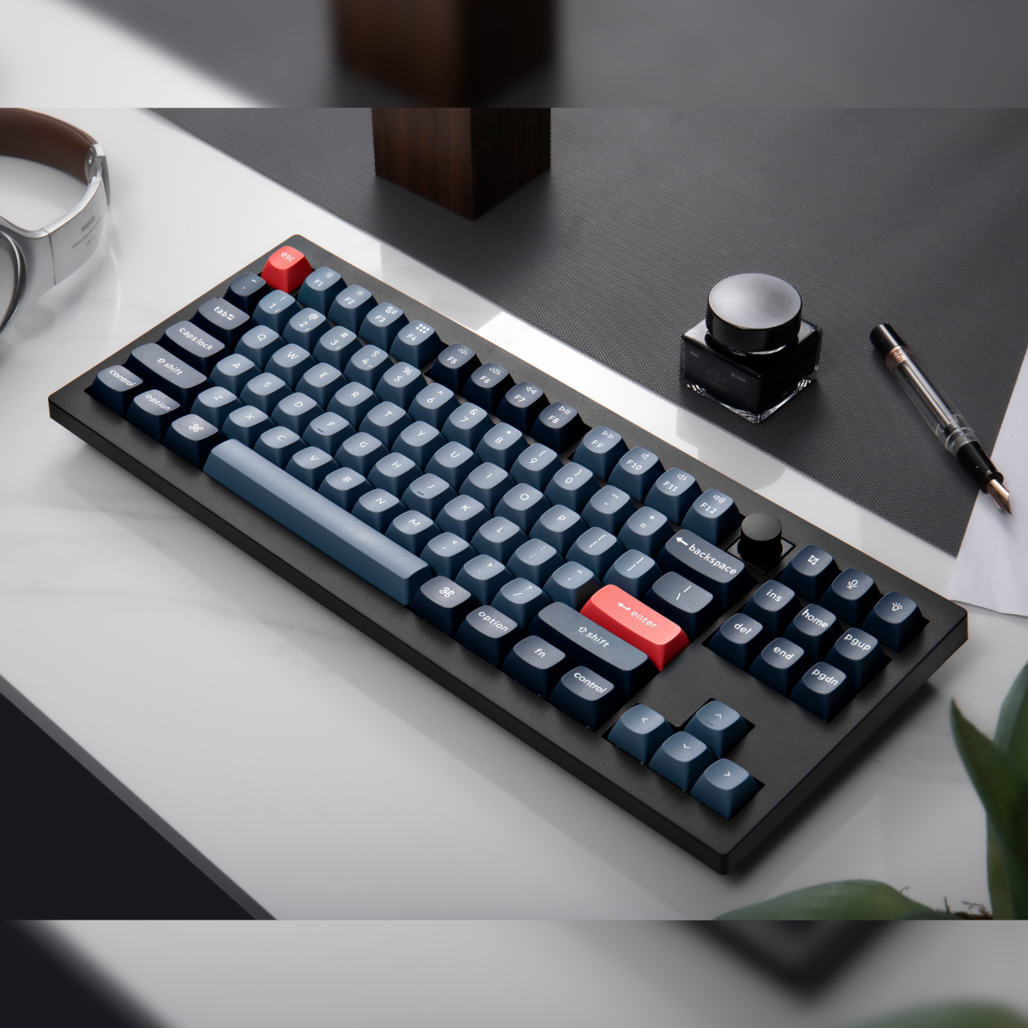 V3M-D4_Keychron-V3-Max-QMK-VIA-80-Wireless-Custom-Mechanical-Keyboard-Banana-Switch-–-Carbon-Black_wr_03a.jpg Keychron V3 Max QMK/VIA 80% Wireless Custom Mechanical Keyboard (Banana Switch) – Carbon Black